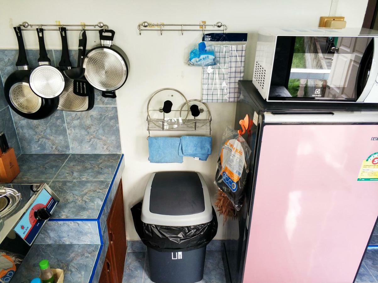 Waree'S Guesthouse Kata-stranden Eksteriør bilde